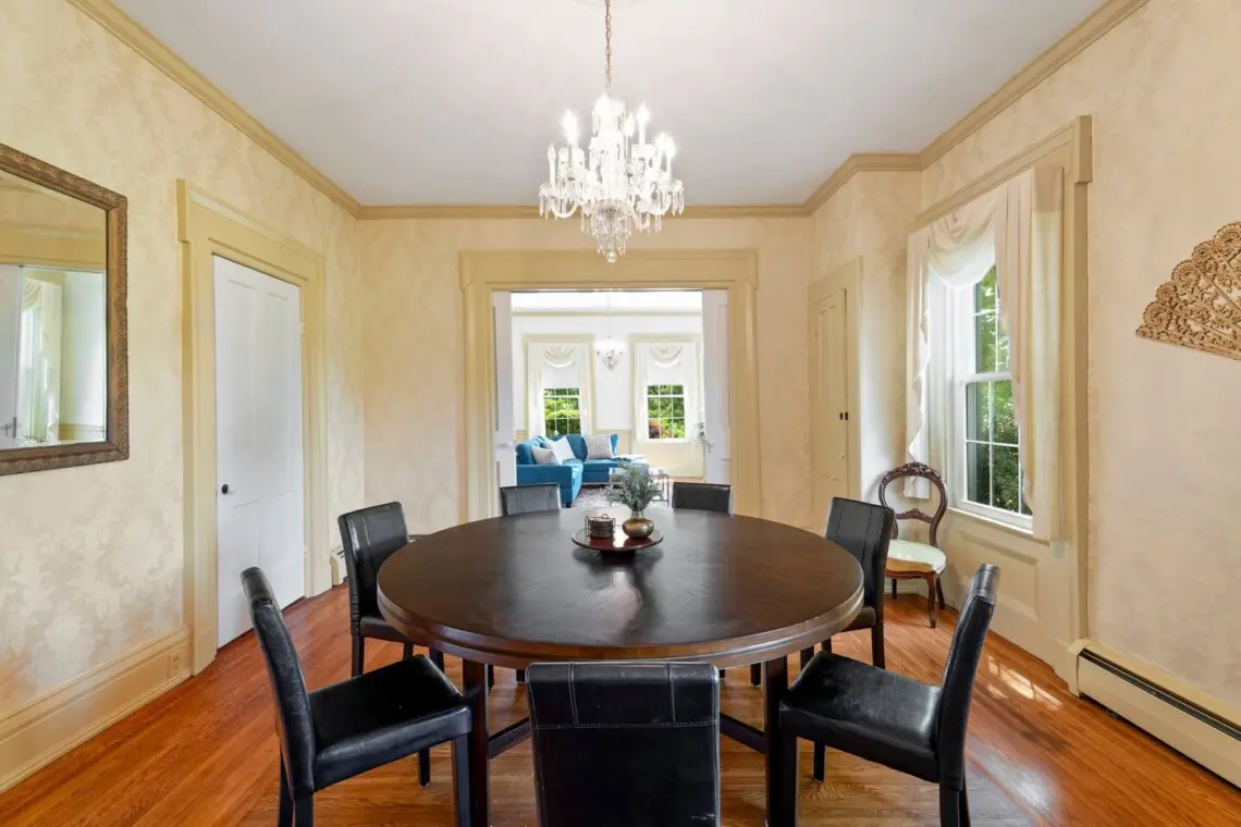 3cb855d8 fd01 45a0 bb58 76e8198a1e95