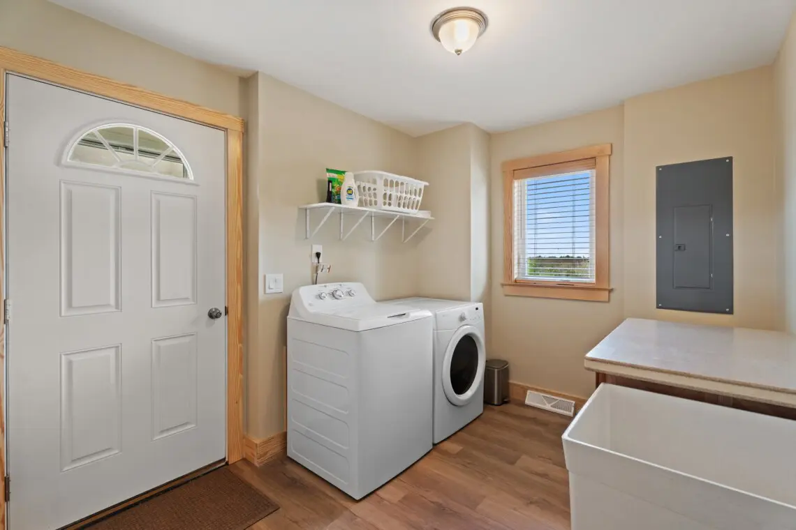 2f97a474 3537 48cd a5ff 5c55c21a6bf1