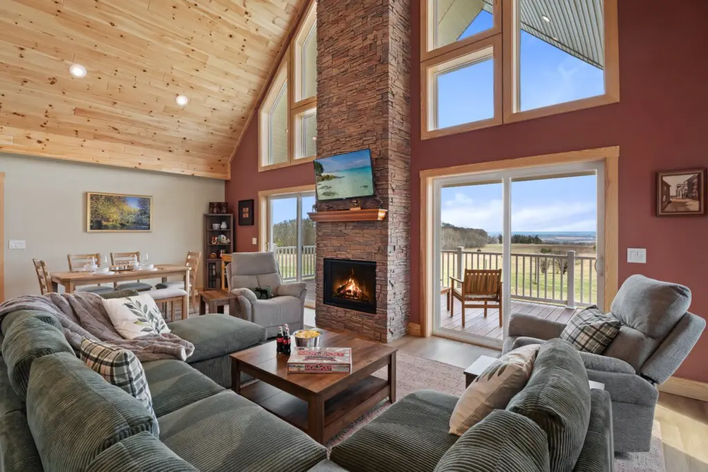 348c859f 8e7b 41dd bcc0 3340c2219033