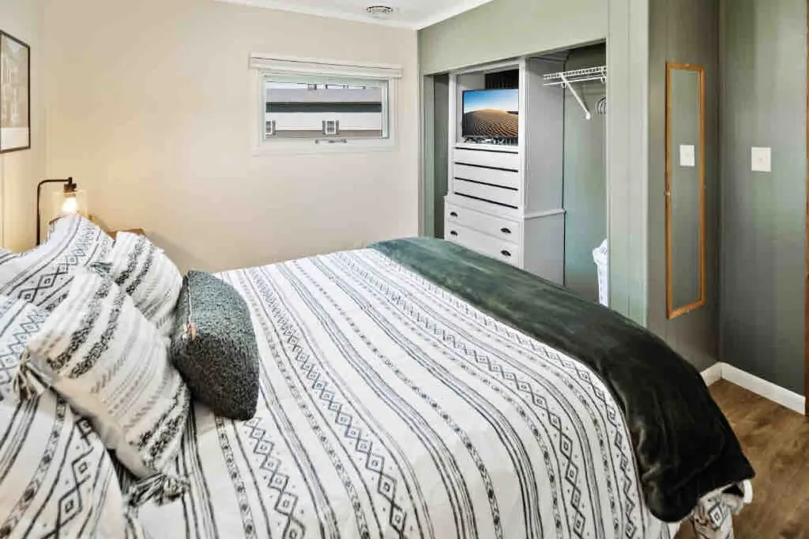 f5b9a405 ea60 461a a6b6 088c38f3a02b