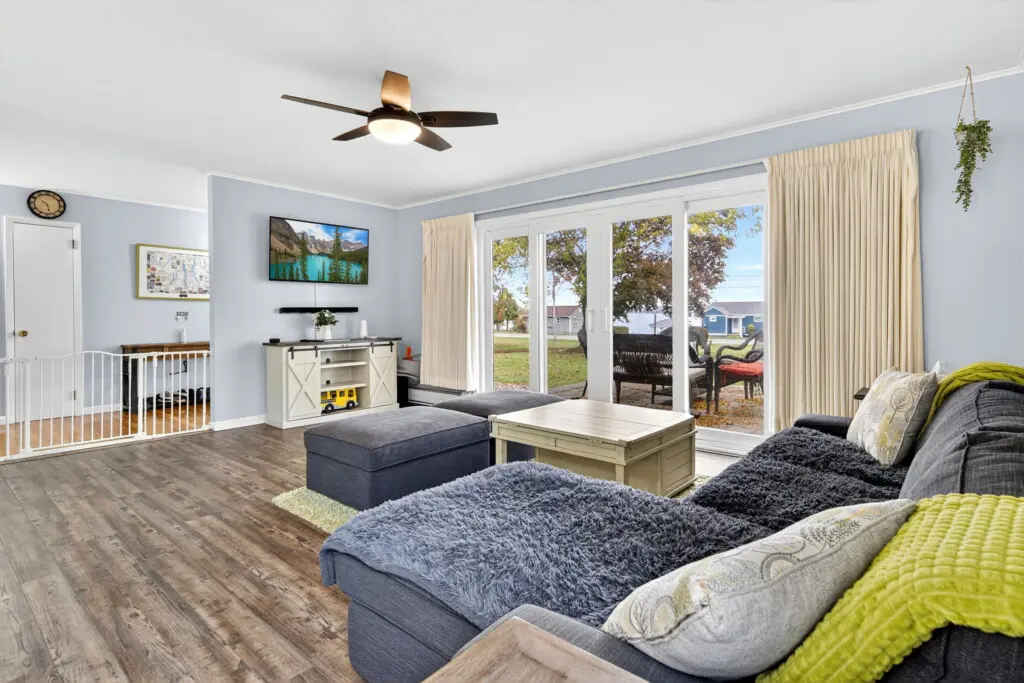 c9153f6f 3679 4097 8976 0f00390c2915