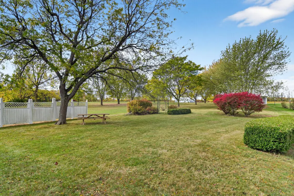 d920b4df 7ea0 4b4e b431 b19453a9c84a