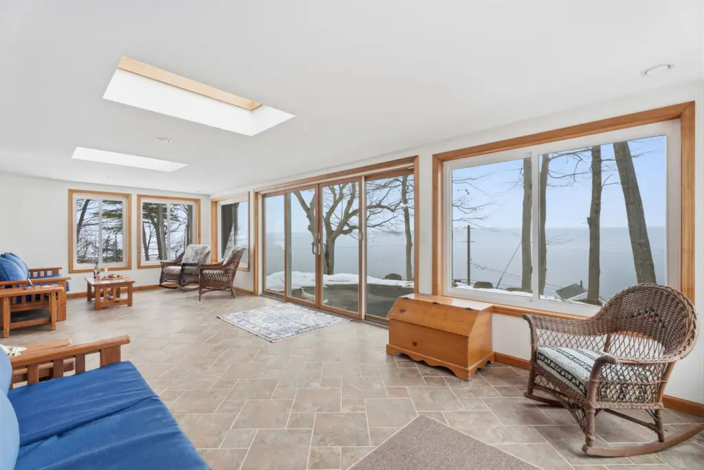 0f9aa833 7952 4ea0 be95 d4dca2c7663b