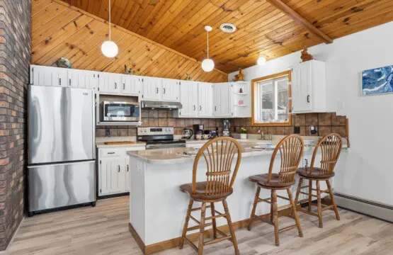 b1053085 e21b 4741 b977 8dc8c91bfa00