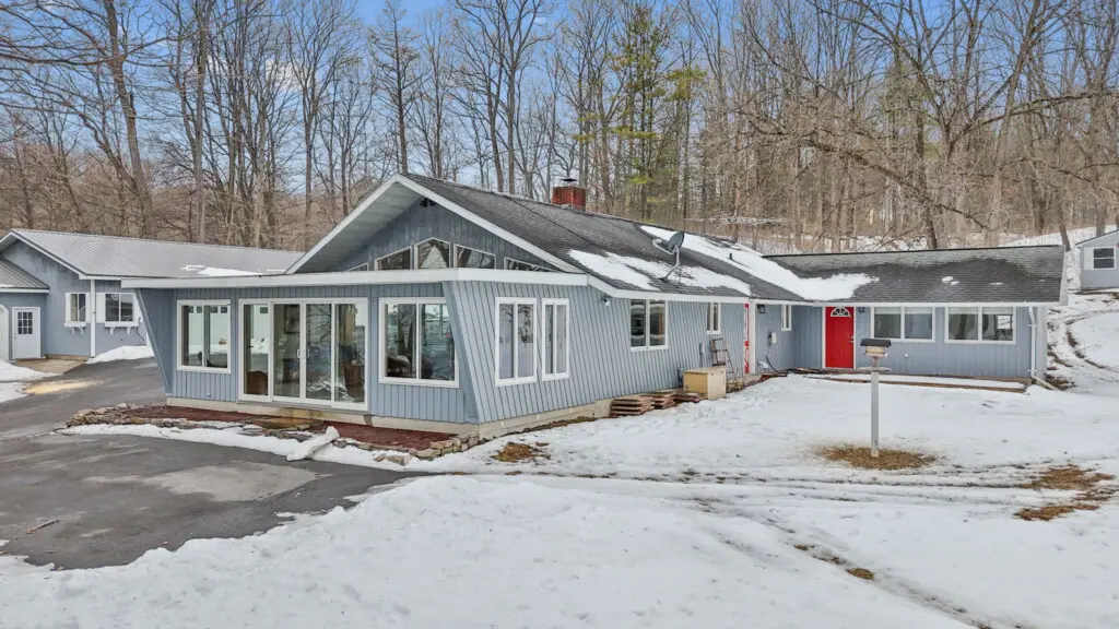 c6c7b31a b9d2 43d5 a070 89cff32a9cb8