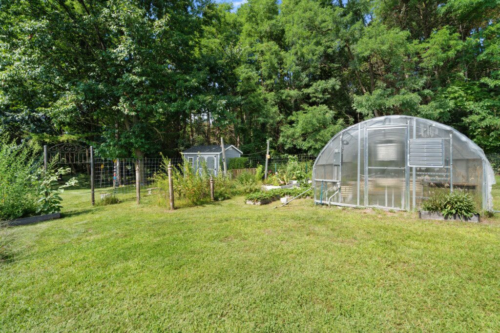 For the curious wanderer: explore the garden paths and discover a few of the property’s hidden corners.